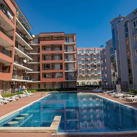 Studio 5 Sunset Beach 4 *
